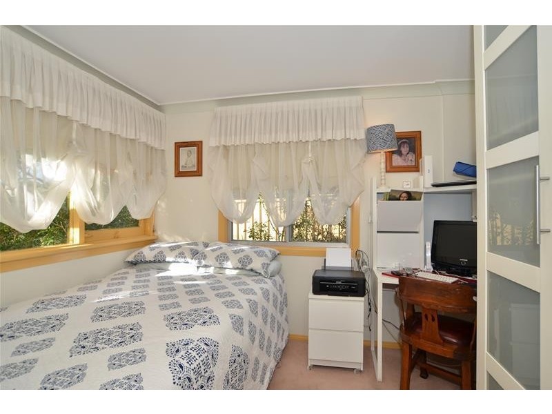 24 Beach Street, Ettalong Beach NSW 2257