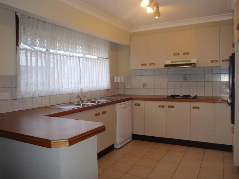 2/29 Alpha Road, Woy Woy NSW 2256