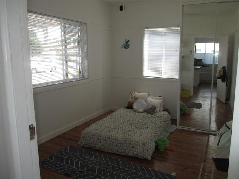 32 Barrenjoey Road, Ettalong Beach NSW 2257