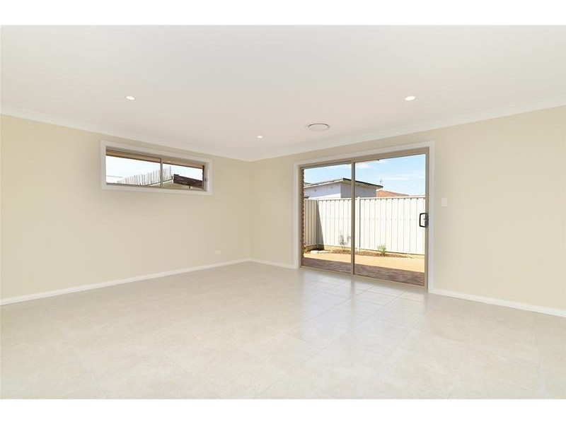 2/62 Uligandi Street, Ettalong Beach NSW 2257