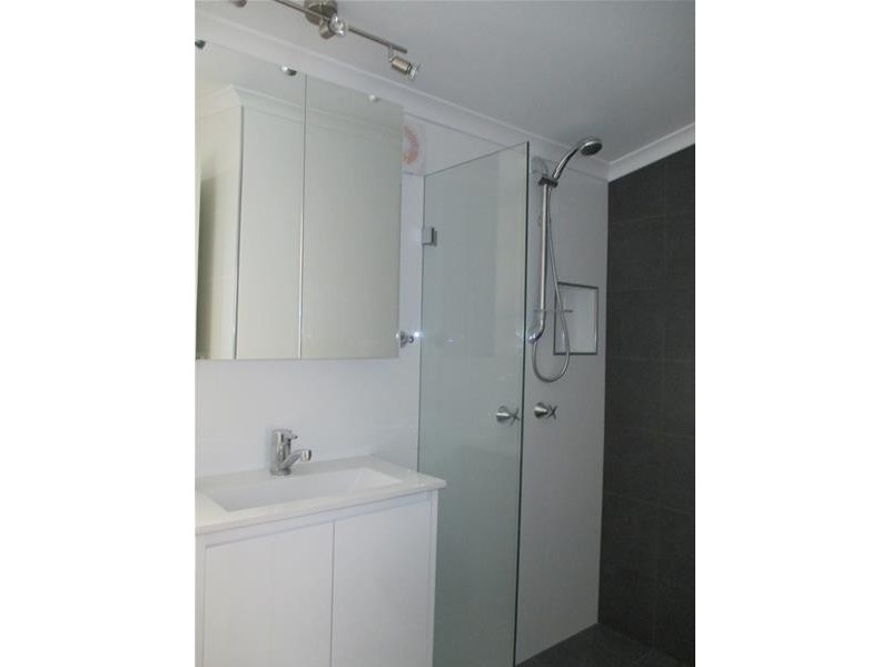 Cabin/7 Bena Road, Umina Beach NSW 2257