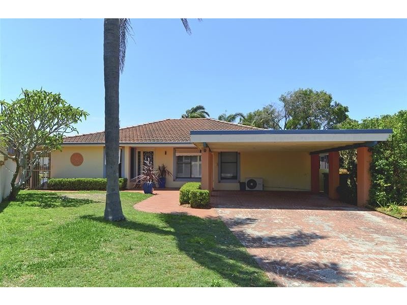 11 Heron Place, St Huberts Island NSW 2257