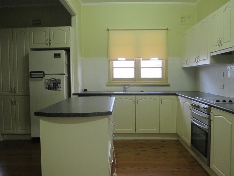 19 Beach Street, Ettalong Beach NSW 2257