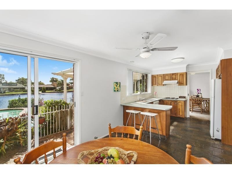 9 Long Arm Parade, St Huberts Island NSW 2257