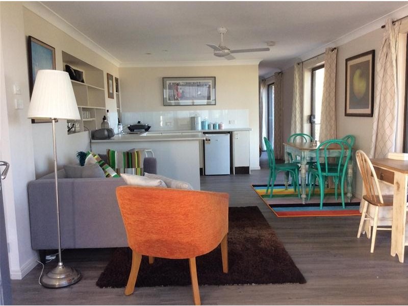 F/3  Tor Close, Umina Beach NSW 2257