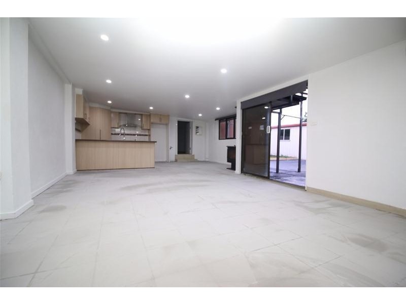 30 Knapp Street, Altona North VIC 3025