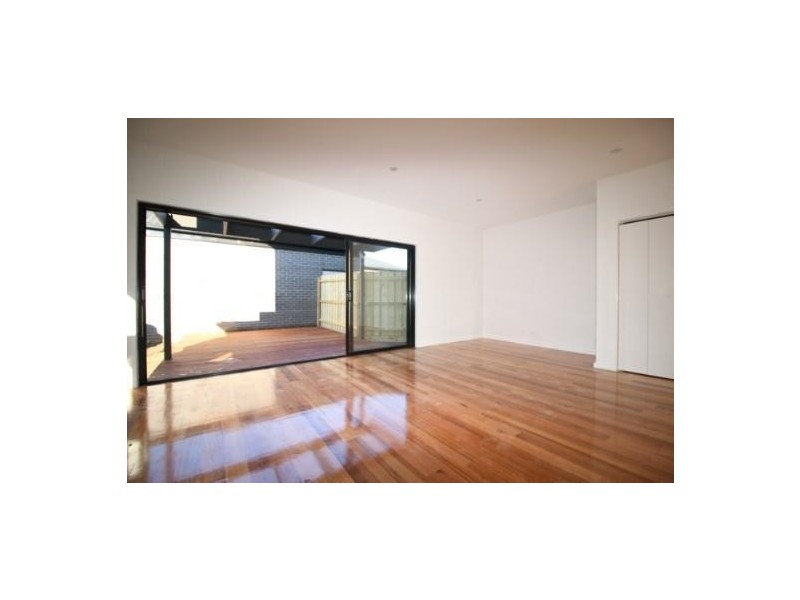 73 Kernot Street, Spotswood VIC 3015