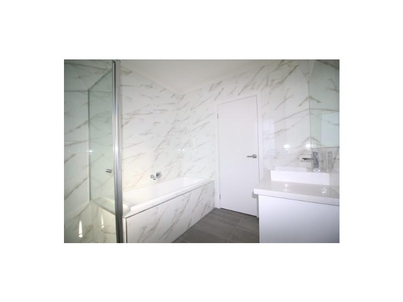 73 Kernot Street, Spotswood VIC 3015