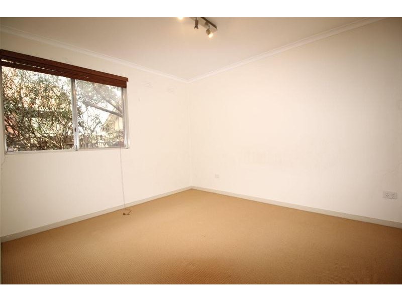 1/4 Ballater Street, Essendon VIC 3040