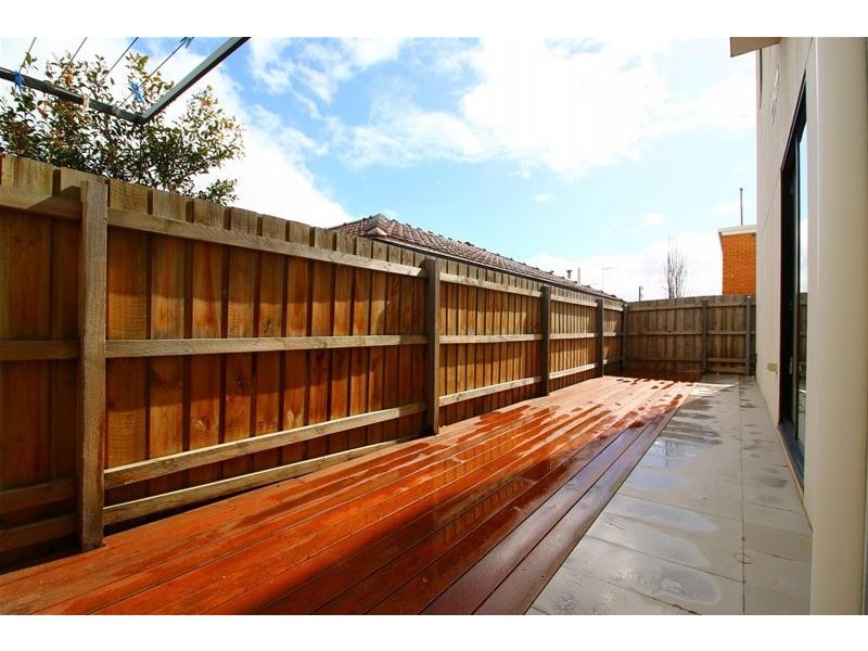 11/2-4 Murray Street, Brunswick West VIC 3055