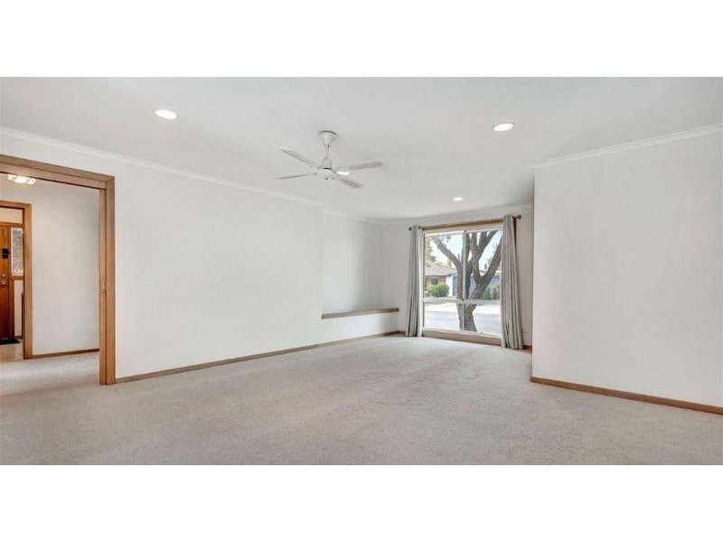 1 Cynthia Court, Hillside VIC 3037