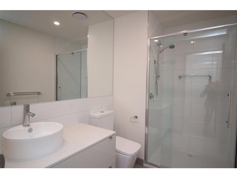 207/316 Pascoe Vale Road, Essendon VIC 3040