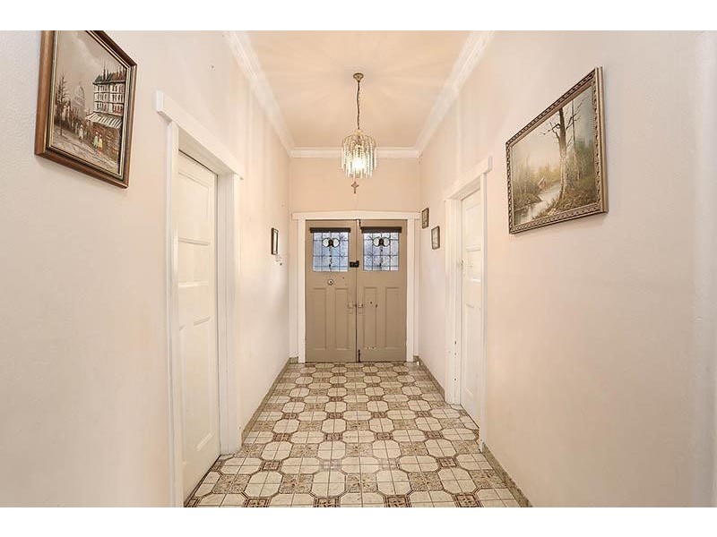 252 Pascoe Vale Road, Essendon VIC 3040