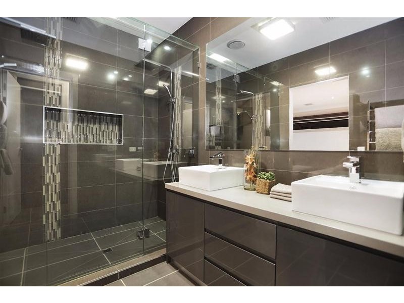 8 Sinclair Green, Derrimut VIC 3030