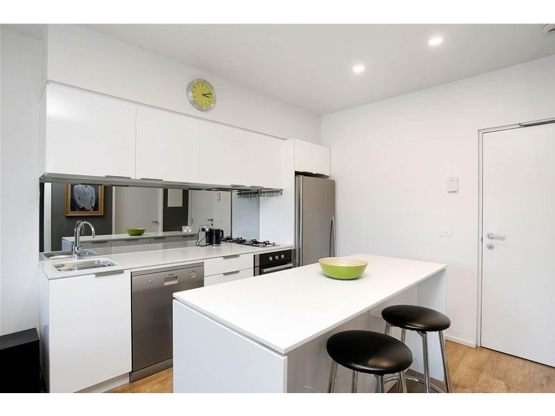 8/88 Cade Way, Parkville VIC 3052