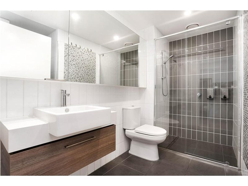 8/88 Cade Way, Parkville VIC 3052