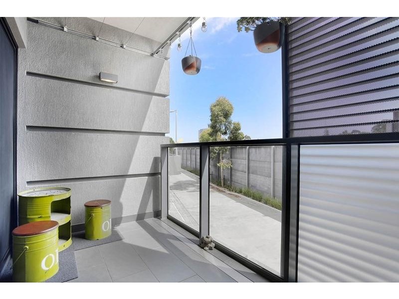 8/88 Cade Way, Parkville VIC 3052