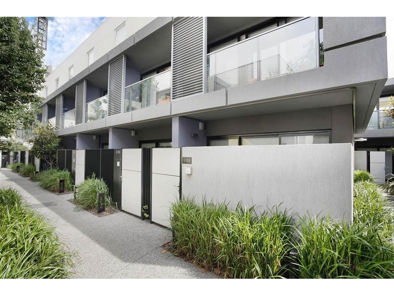 8/88 Cade Way, Parkville VIC 3052