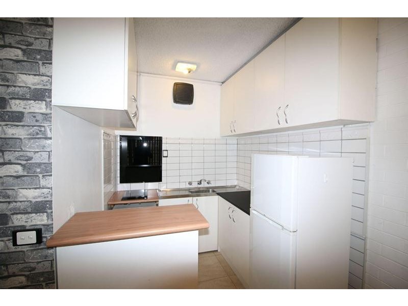 2/25 Gladstone Street, Moonee Ponds VIC 3039