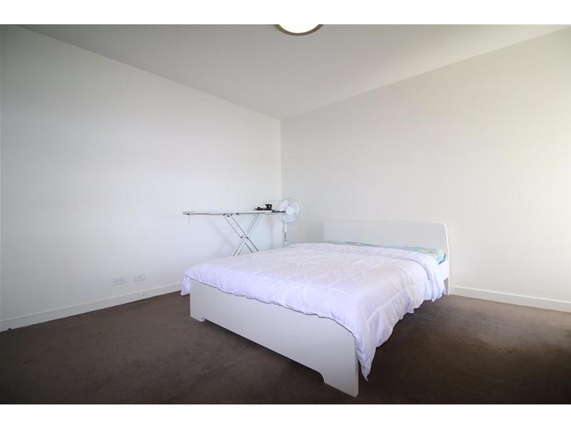 406/105 Pier Street, Altona VIC 3018