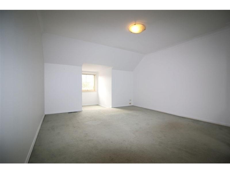 9/51 Holmes Road, Moonee Ponds VIC 3039