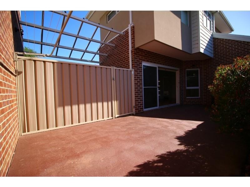 2/14 Fanny Street, Moonee Ponds VIC 3039