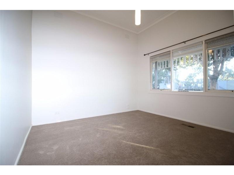 24 Dean Street, Moonee Ponds VIC 3039