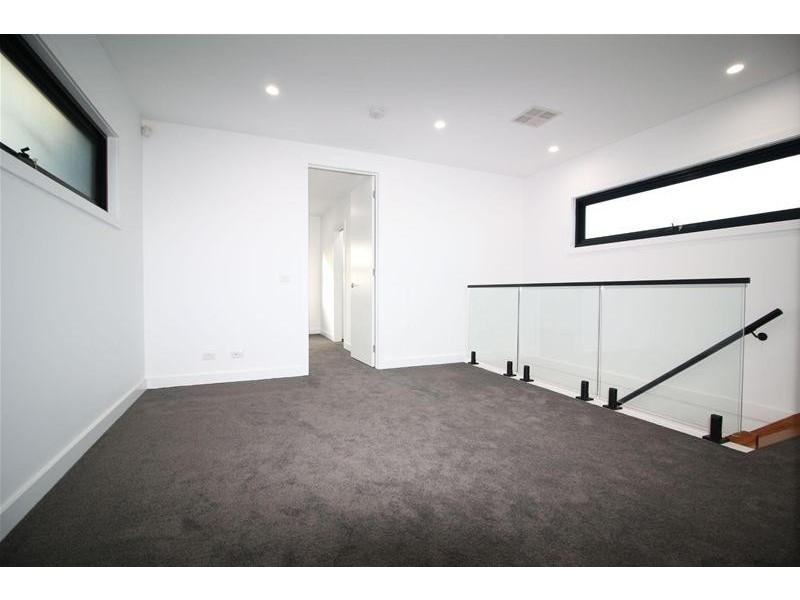 3/85 First Avenue, Altona North VIC 3025