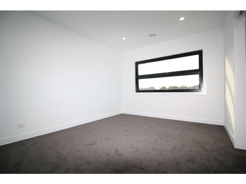 3/85 First Avenue, Altona North VIC 3025