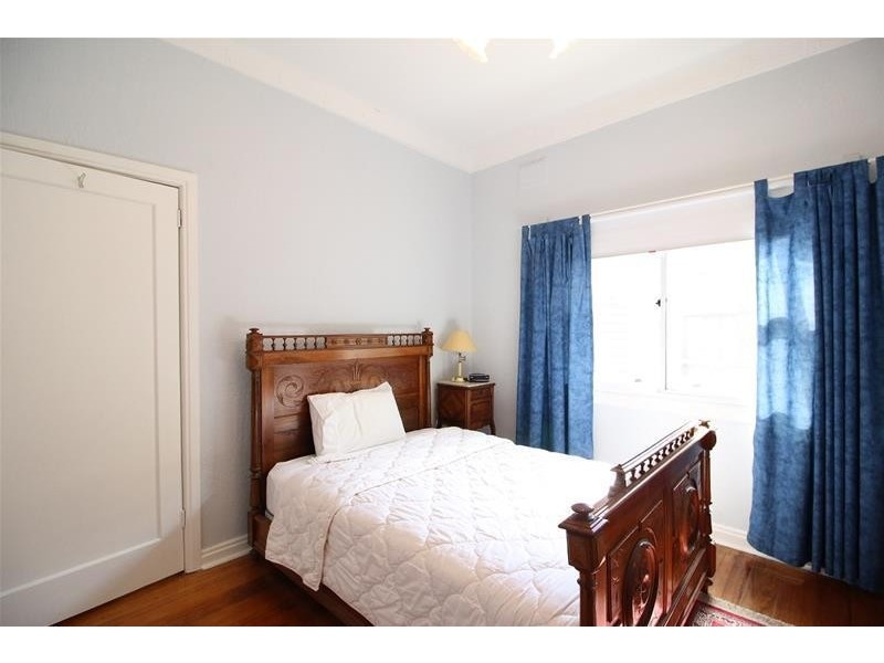 120 Ascot Vale Road, Ascot Vale VIC 3032