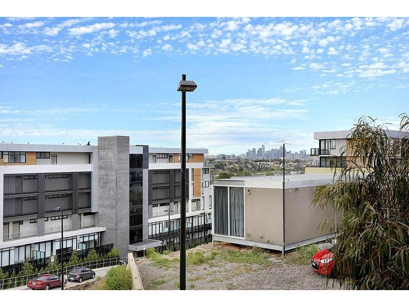 11/2 La Scala Avenue, Maribyrnong VIC 3032