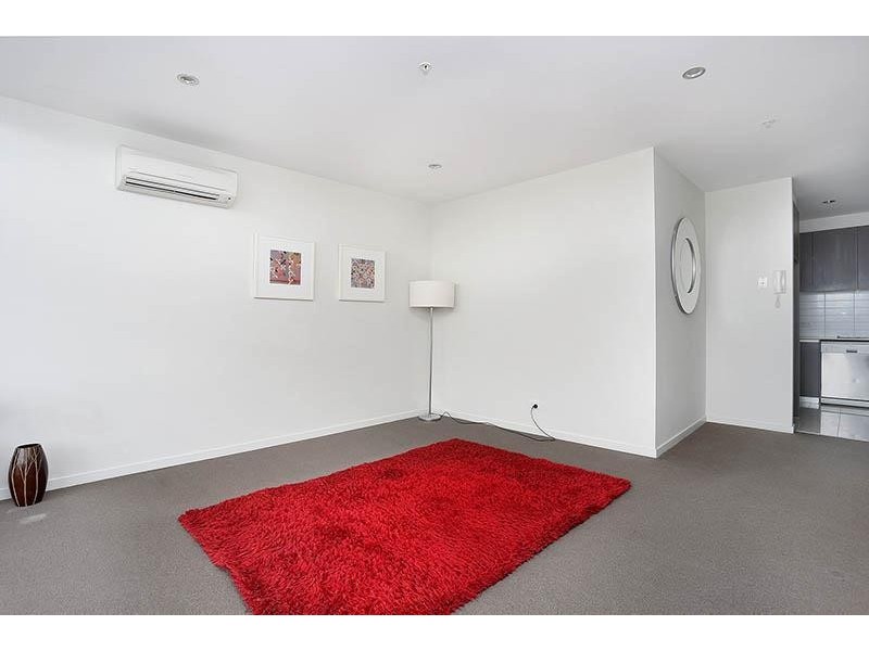 11/2 La Scala Avenue, Maribyrnong VIC 3032