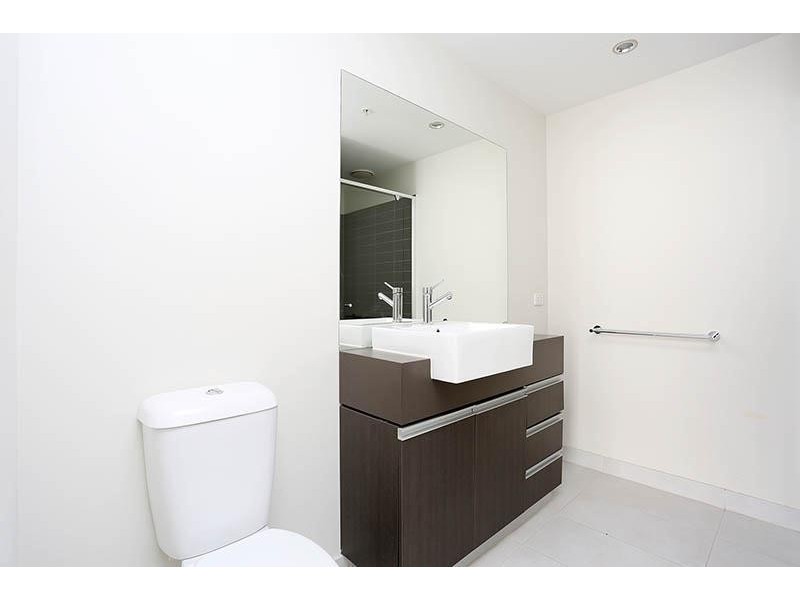 11/2 La Scala Avenue, Maribyrnong VIC 3032