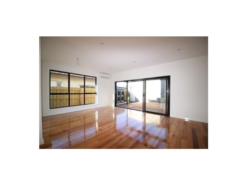 1/73 Kernot Street, Spotswood VIC 3015