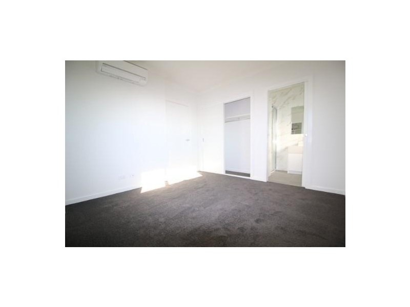 1/73 Kernot Street, Spotswood VIC 3015