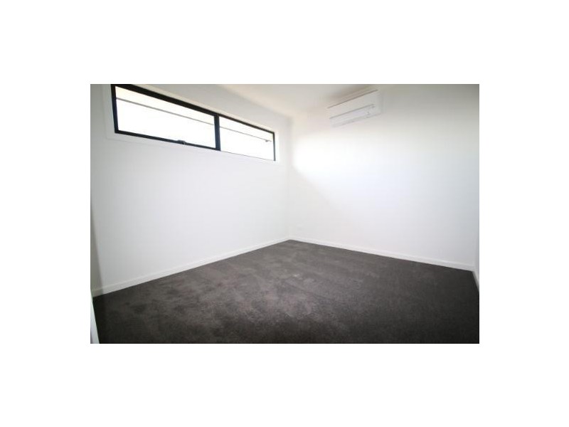 1/73 Kernot Street, Spotswood VIC 3015