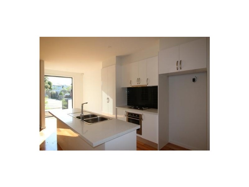 1, 2 &3/73 Kernot Street, South Kingsville VIC 3015