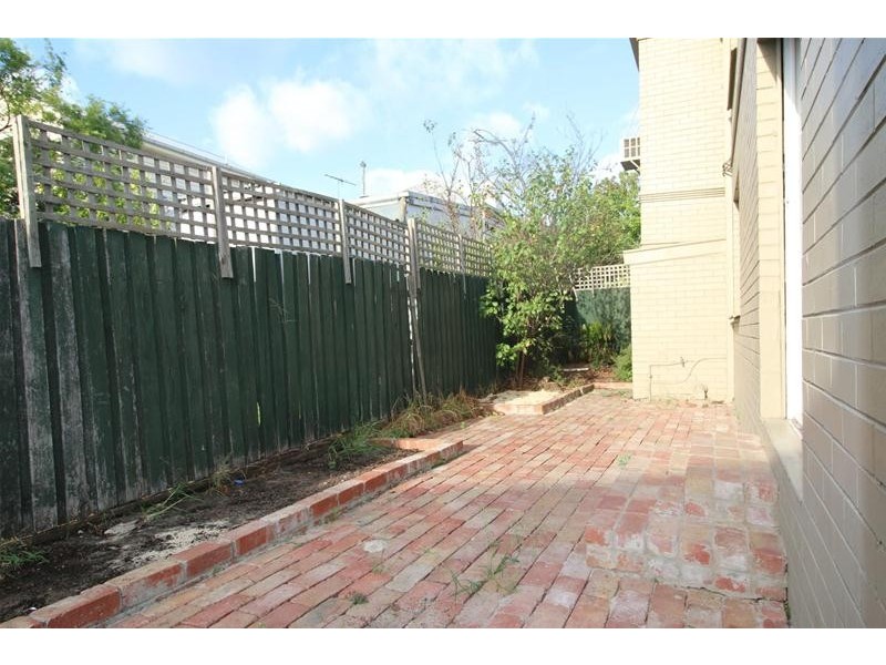 2/1 Norfolk Street, Moonee Ponds VIC 3039