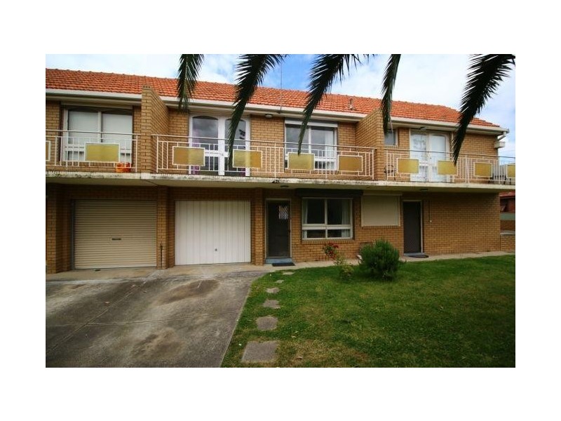 2/124 Dean Street, Moonee Ponds VIC 3039