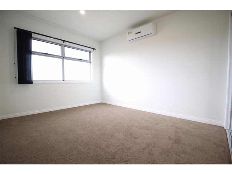 2/83 Langton Street, Glenroy VIC 3046