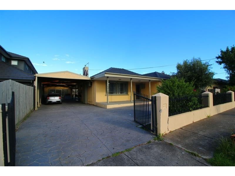 77  Kernot Street, South Kingsville VIC 3015
