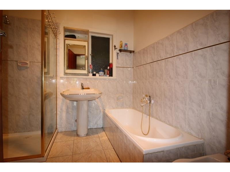 77  Kernot Street, South Kingsville VIC 3015