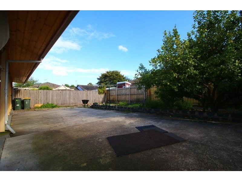 77  Kernot Street, South Kingsville VIC 3015