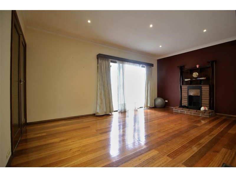 127 Holmes Road, Moonee Ponds VIC 3039
