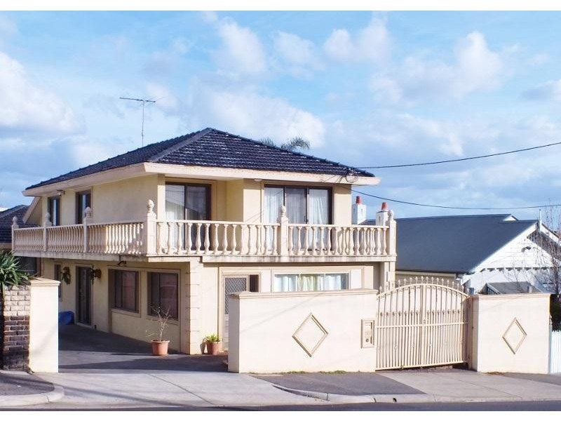 127 Holmes Road, Moonee Ponds VIC 3039