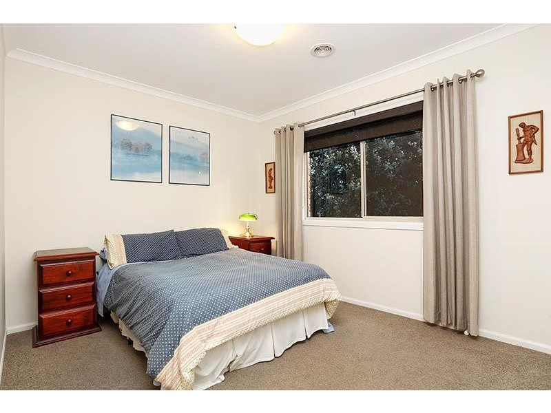 22 Hemlock Crescent, Point Cook VIC 3030