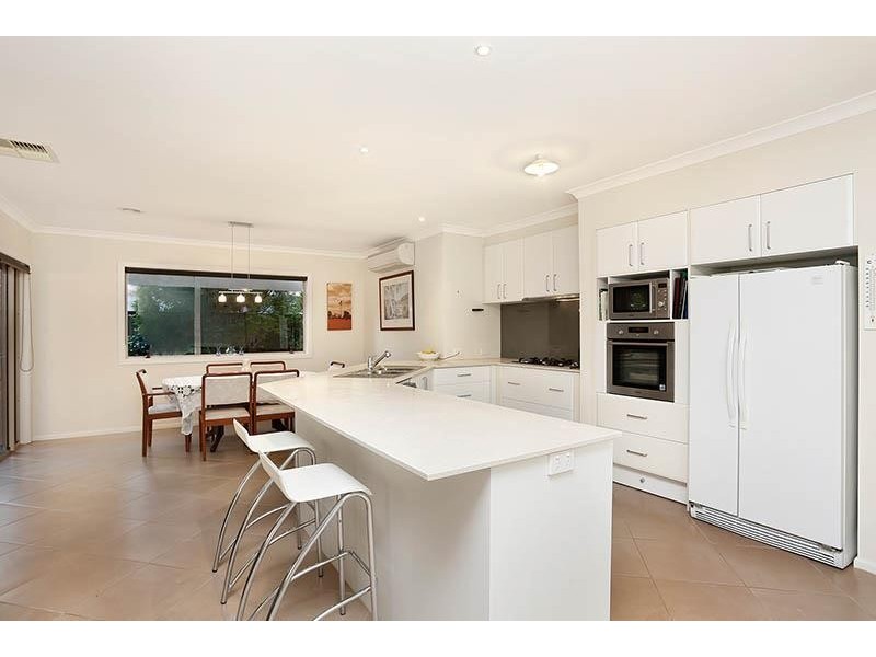 22 Hemlock Crescent, Point Cook VIC 3030