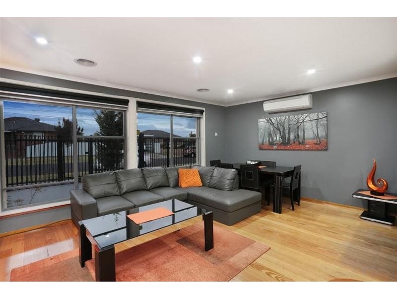 17 Dalton Street, Sunshine West VIC 3020