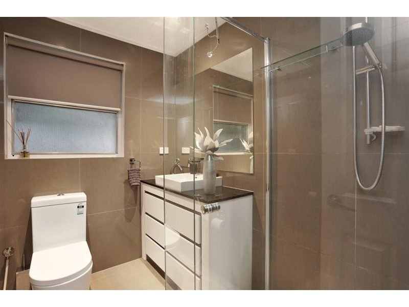 17 Dalton Street, Sunshine West VIC 3020