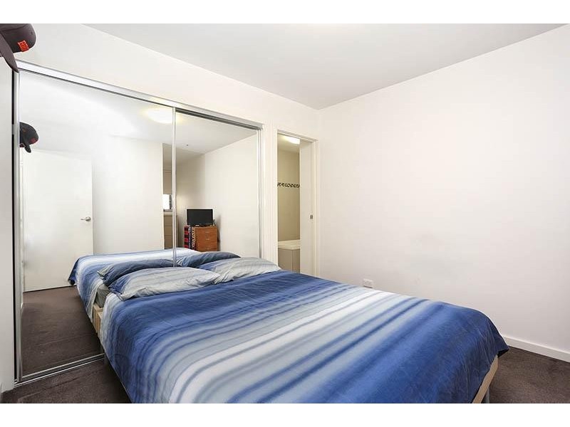 202/117 Pier Street, Altona VIC 3018